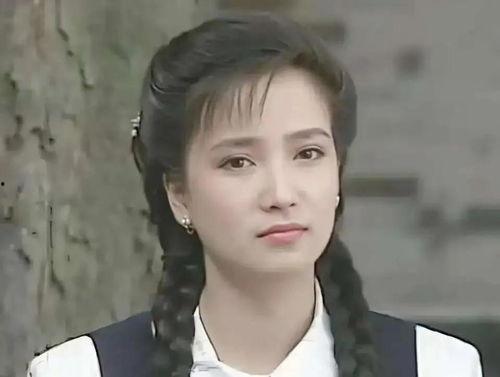 何晴个人资料图片