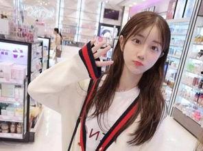 七煌大胸女主播,网络红人的崛起与影响力